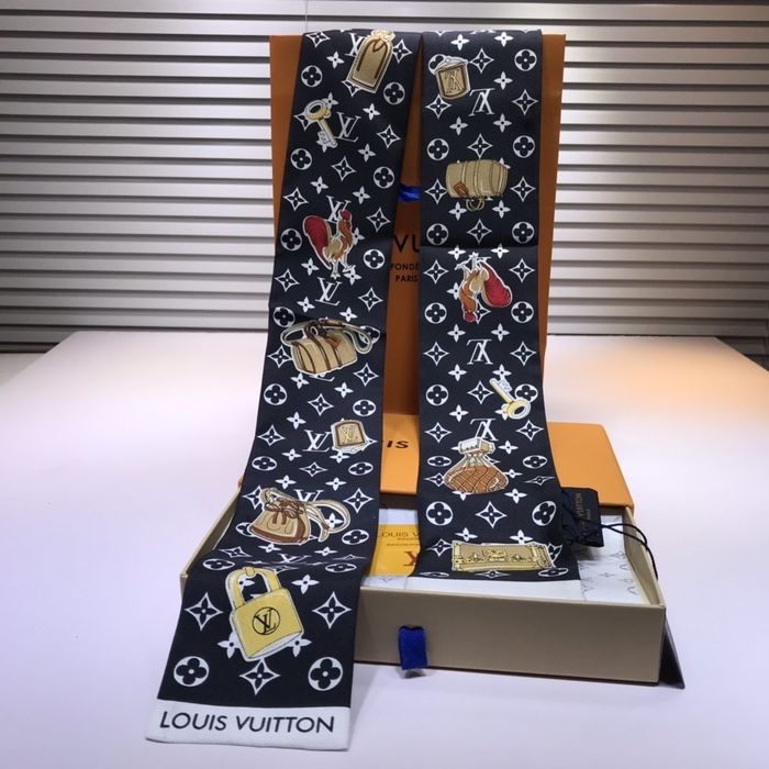 Louis Vuitton Scarf LVS00010